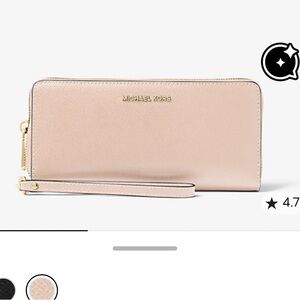 MICHAEL KORS
Leather Continental Wristlet